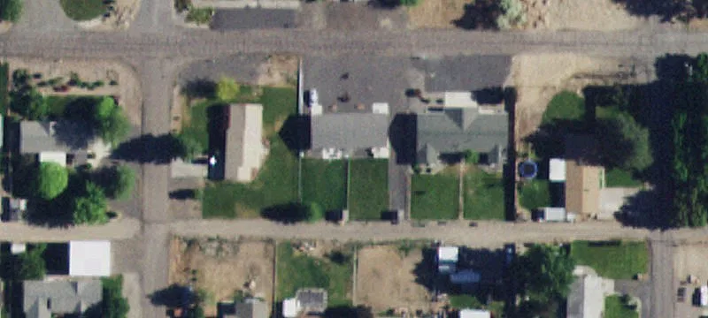 235 6th W Ave