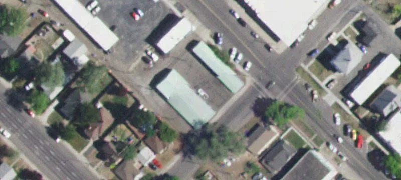 703 Main W Ave