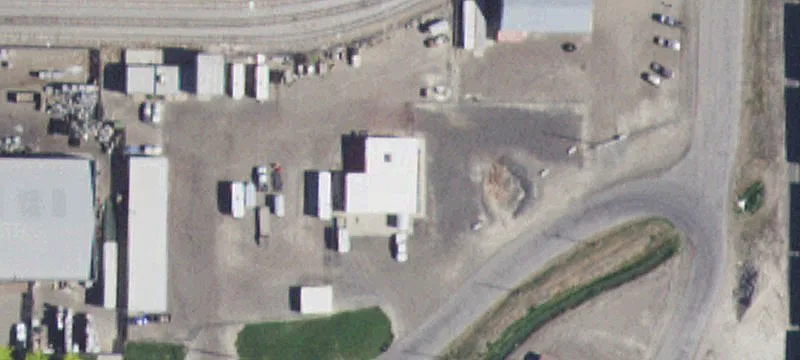 2501 Warren Ave