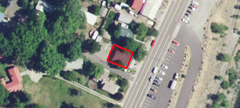 411 Main St