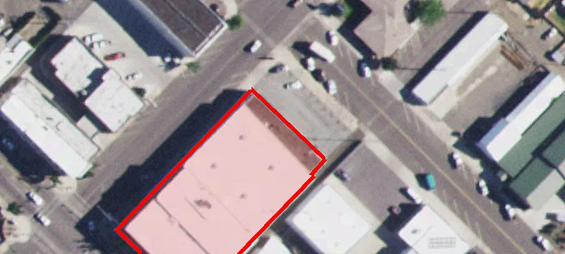 905 Main St
