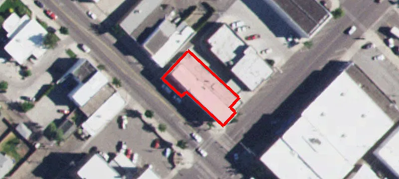 920 Main St