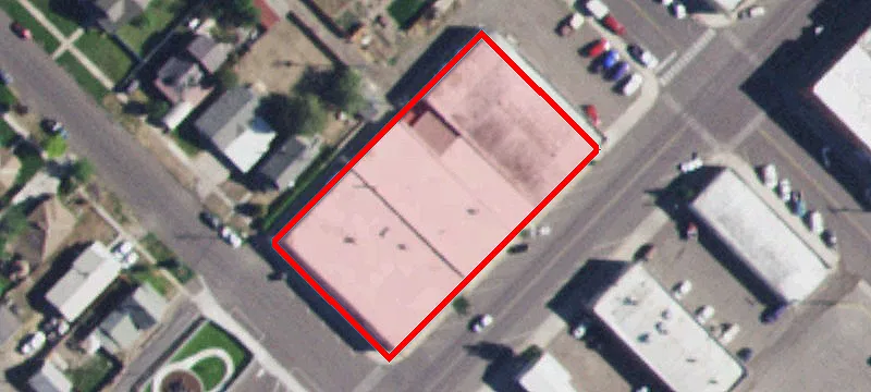 1114 Main St