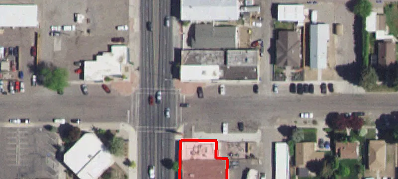 240 Lincoln Ave