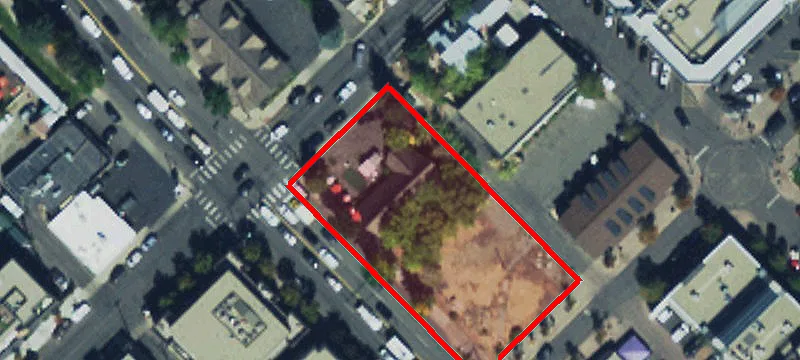 460 Main St