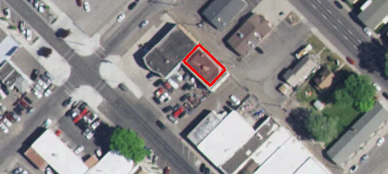 417 Main E Ave