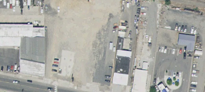 1535 Main St
