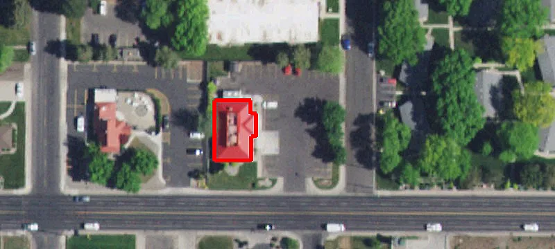 1700 Addison E Ave