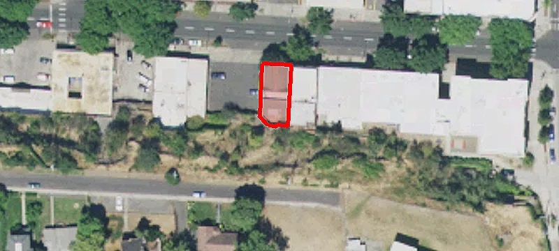 324 Main St