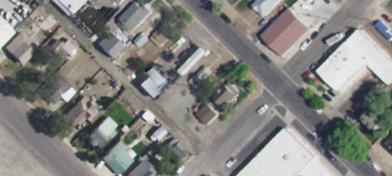 511 4th W Ave