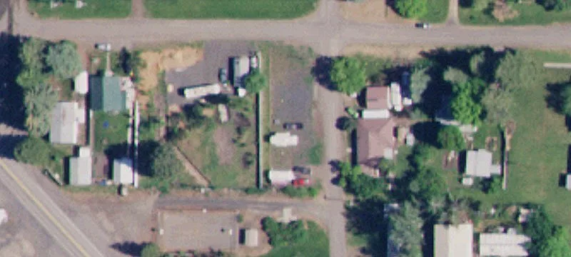 301 2nd St