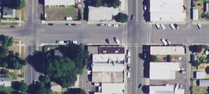 502 Main St