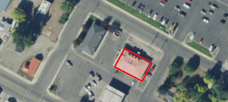 1102 Main St