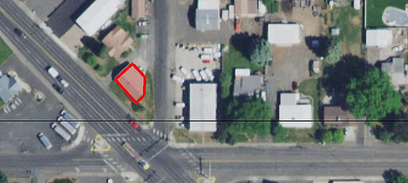 1301 Grelle Ave