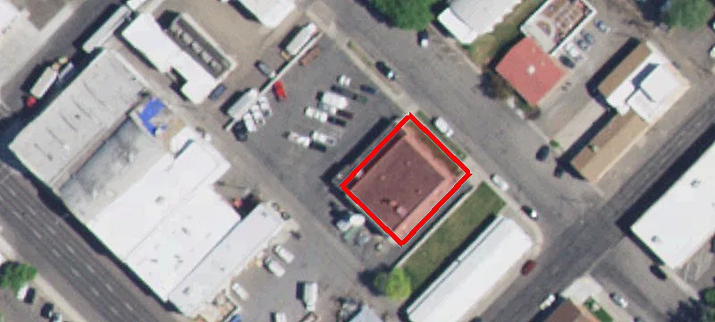 246 3rd E Ave