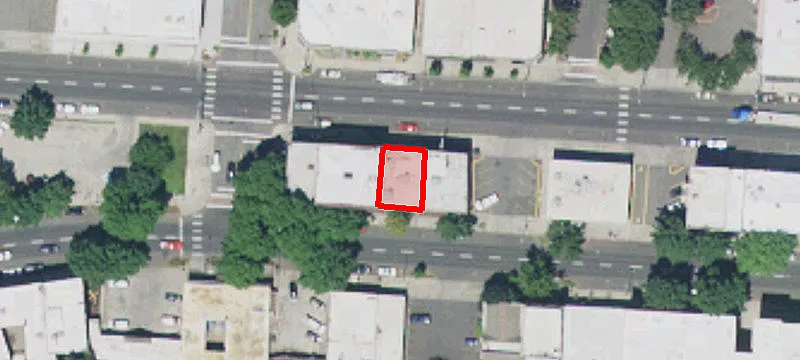 301 Main St
