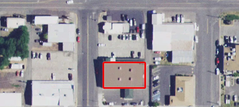 303 Main St