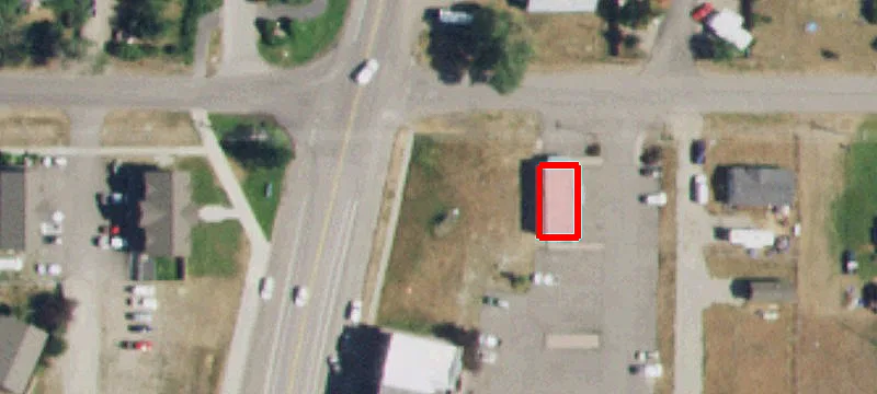 196 Main St