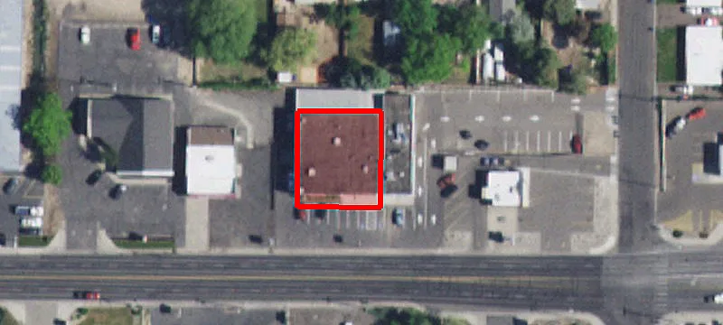 1863 Addison E Ave