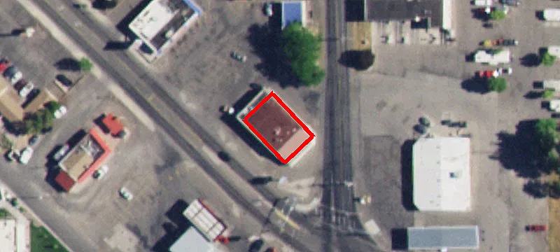 650 Broadway S Ave