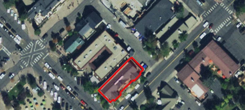 360 Ee Ave, Unit 10