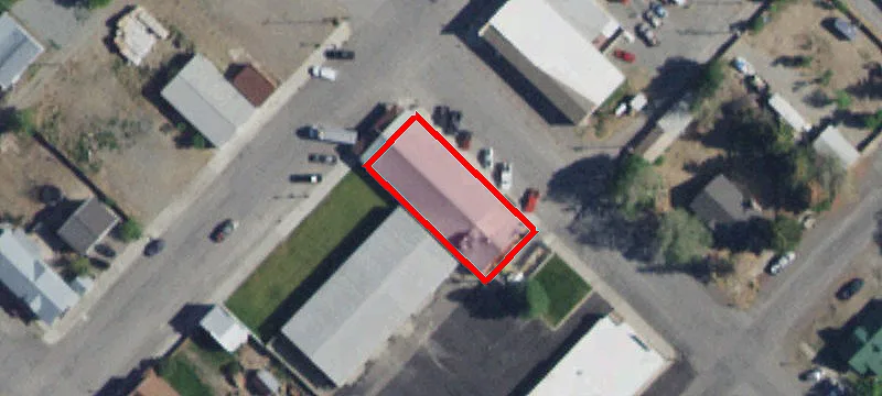 301 Main St
