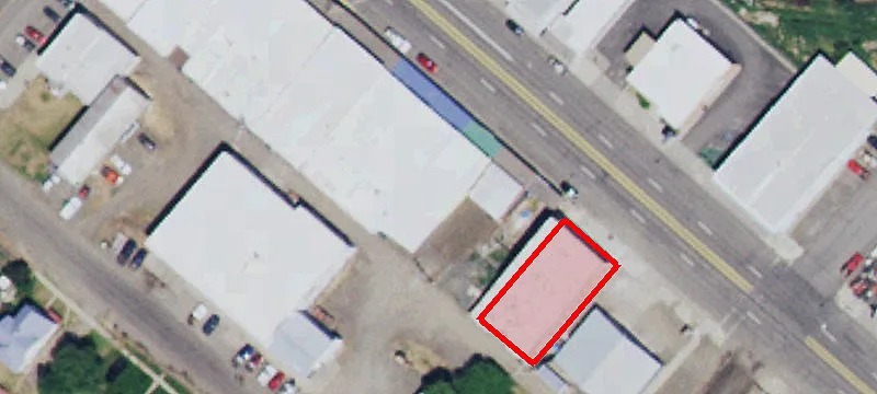 411 Main St