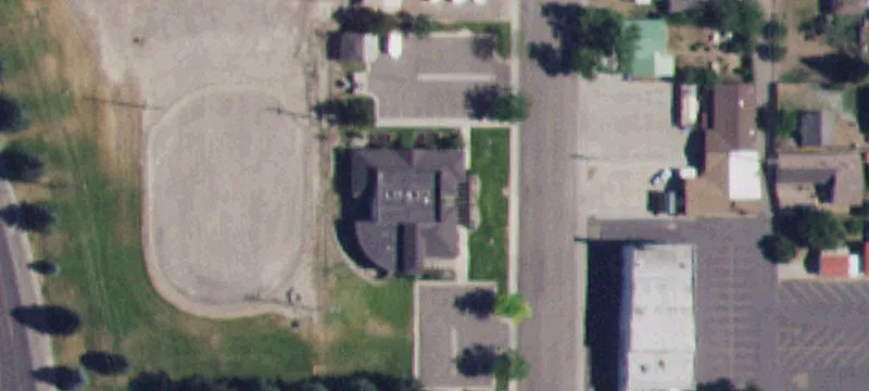 135 Warren Ave