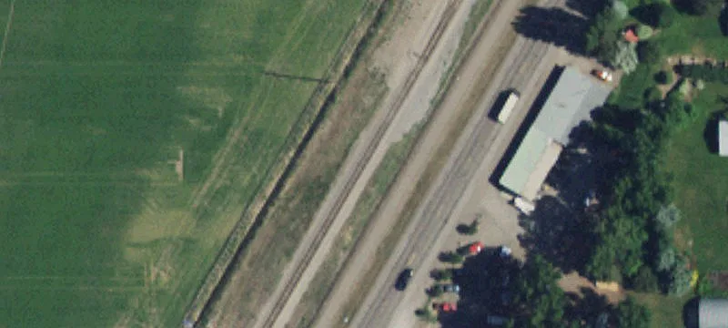 Railroad Ave