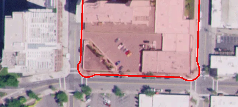 101 Lakeside Ave