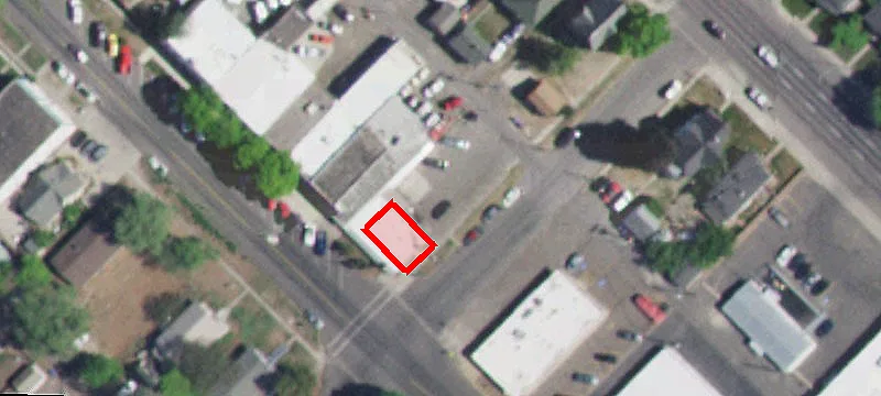 600 Main N Ave