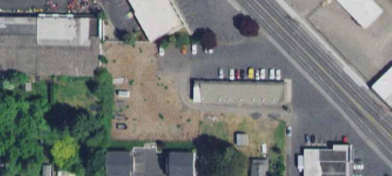 450 Thain Rd