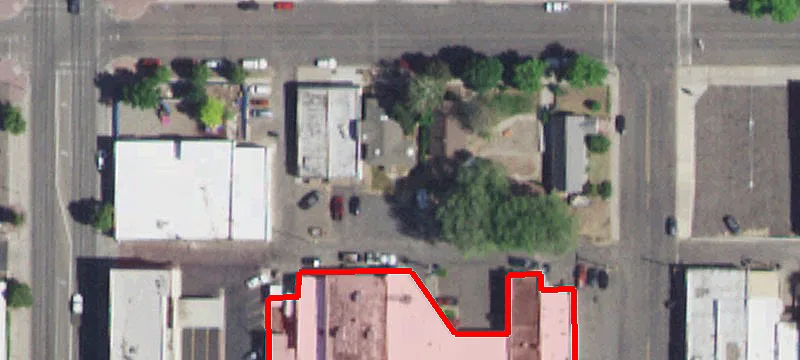 141 1st E Ave