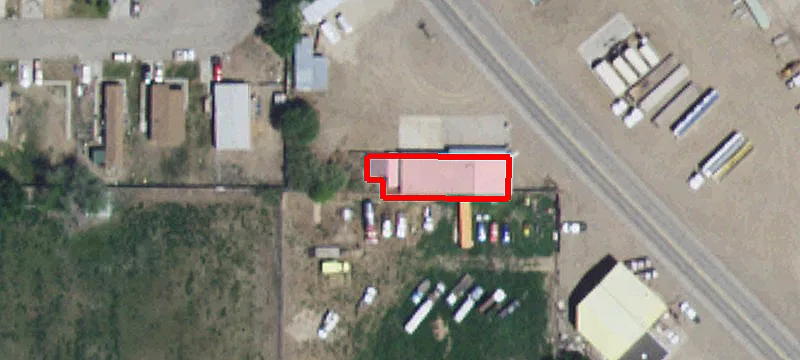 575 Old Hwy 30