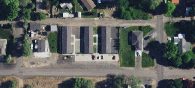 430 2nd W Ave