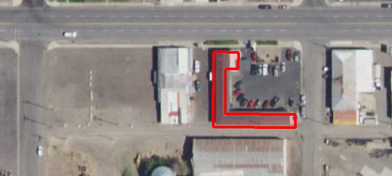 421 Main St