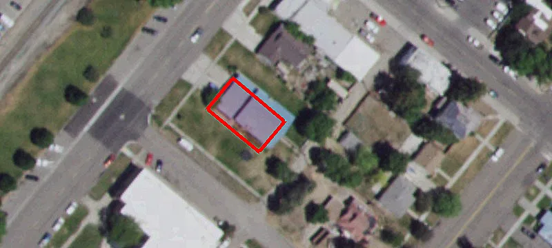 220 Main St