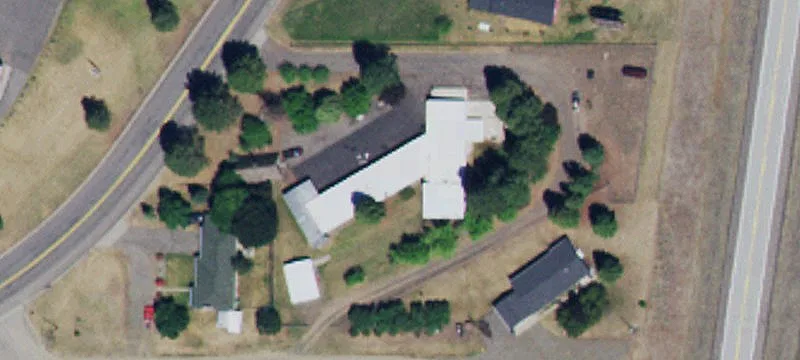 210 Foster Ave
