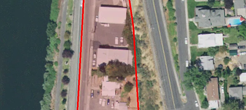 219 Snake Riv Ave