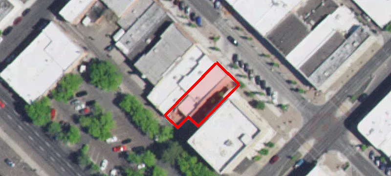 125 Main W Ave