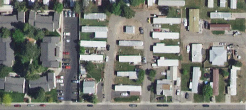 210 8th E Ave