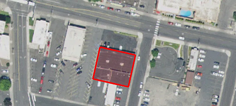 1328 Main St