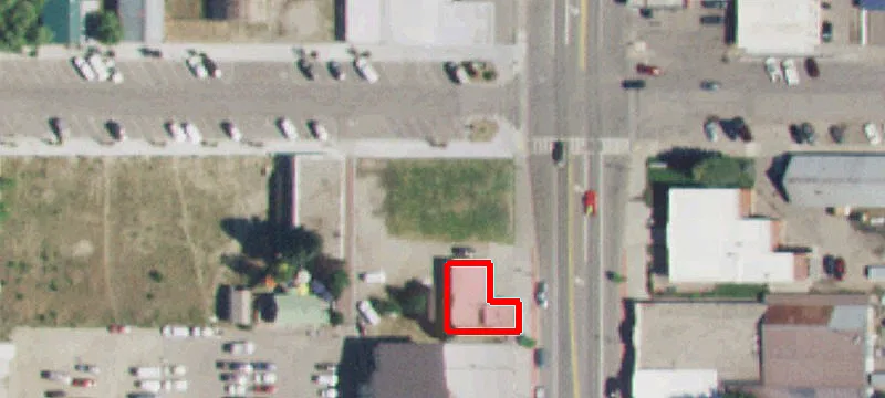 90 Main St