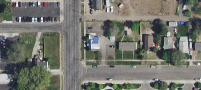 600 Lincoln Ave