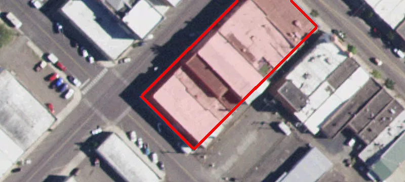 1017 Main St