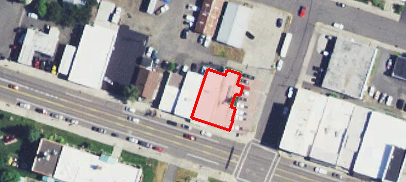 319 Main St