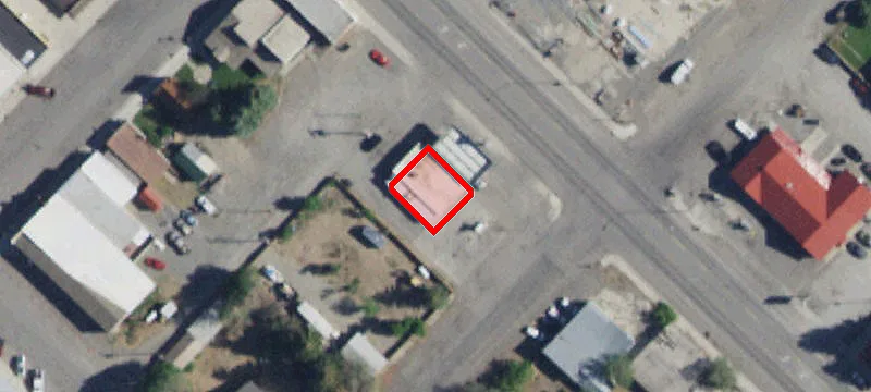 305 Custer Rd
