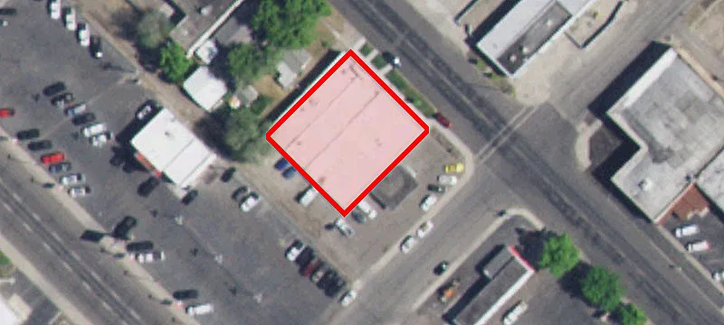 560 Main S Ave