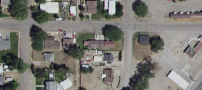 110 Topaz St