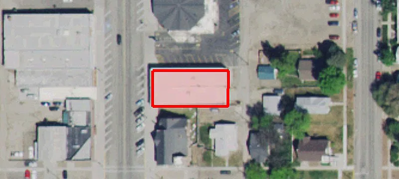 121 Main St